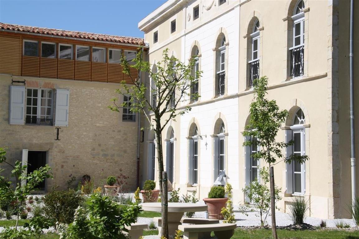Le Gite Du Chateau Auriac-sur-Vendinelle Exterior foto