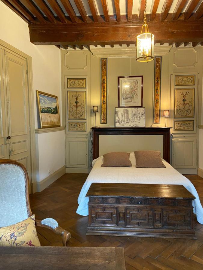 Le Gite Du Chateau Auriac-sur-Vendinelle Exterior foto